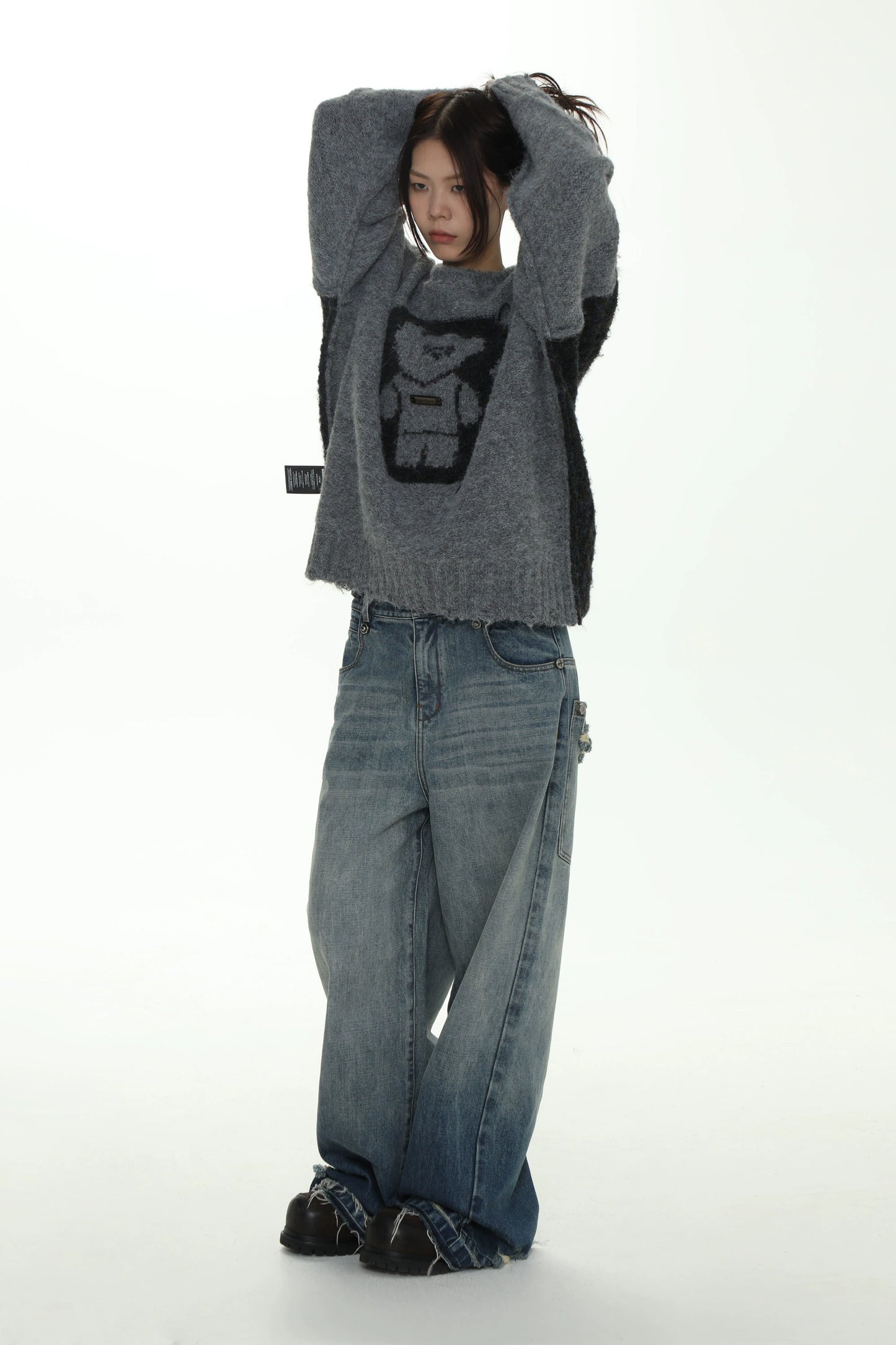 MASONPRINCE Reversible Double-Worn Contrasting Bear Sweater