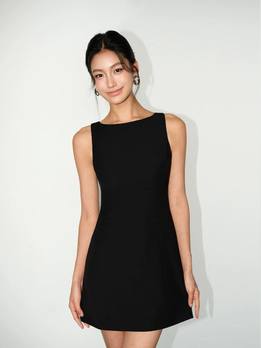 Approche Boat Neck Sleeveless Shealth Dress