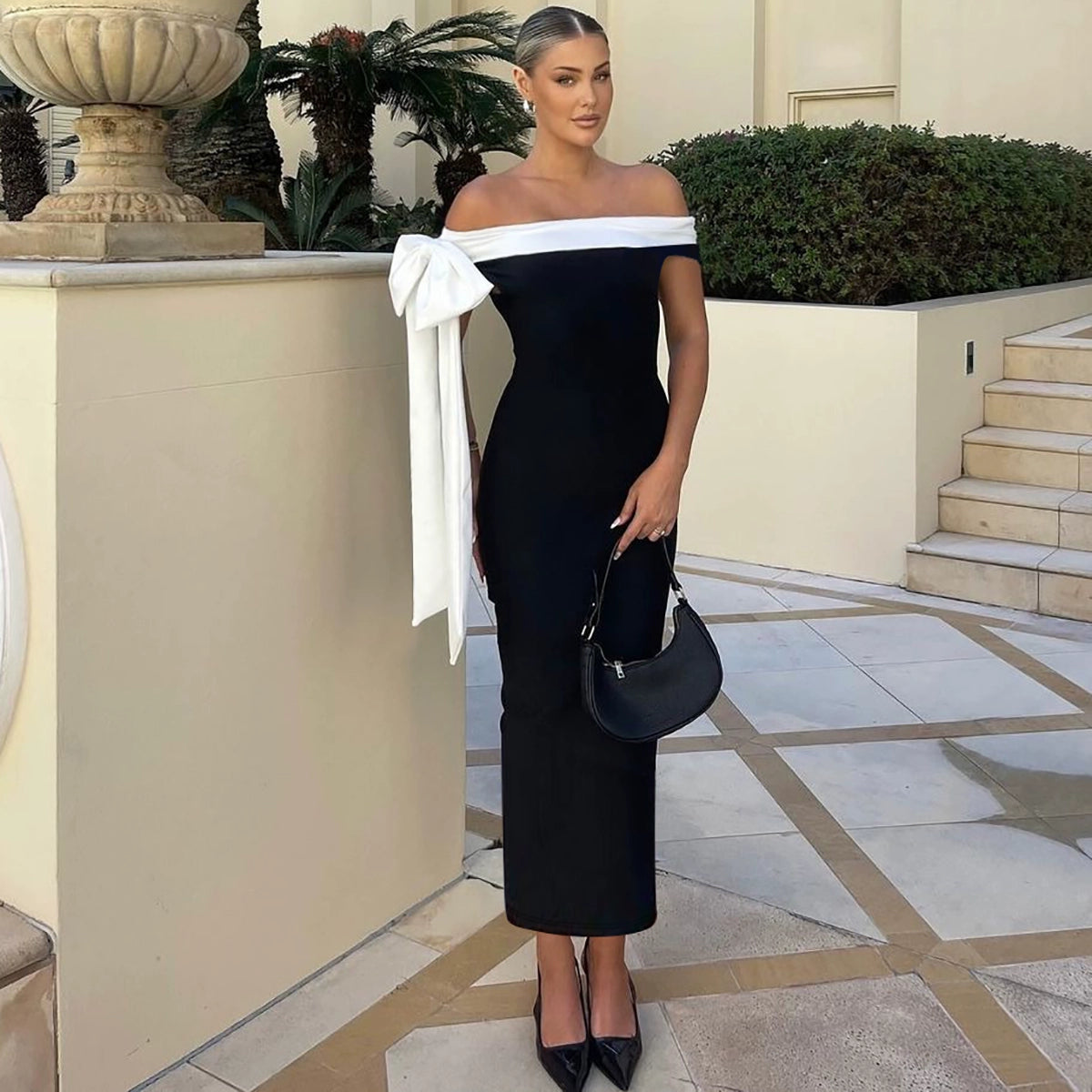 THE 'Banquet' HIP-WRAPPING LONG DRESS