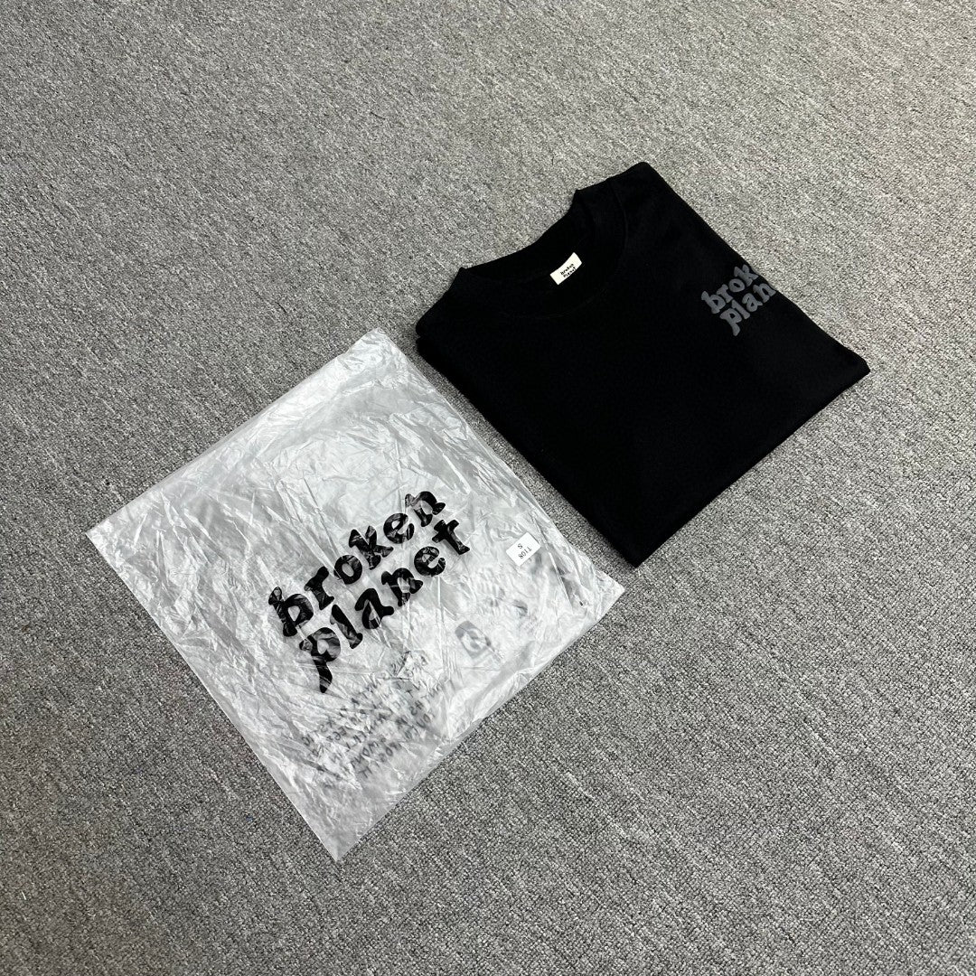BROKEN PLANET BASICS TEE