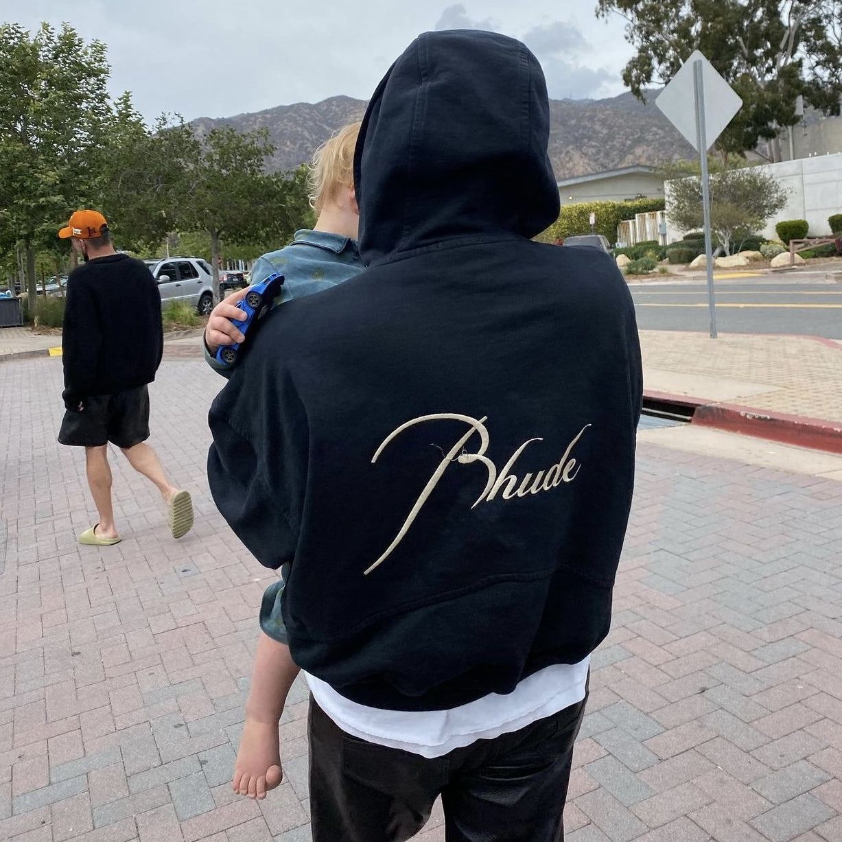 RHUDE ZIP UP HOODIE