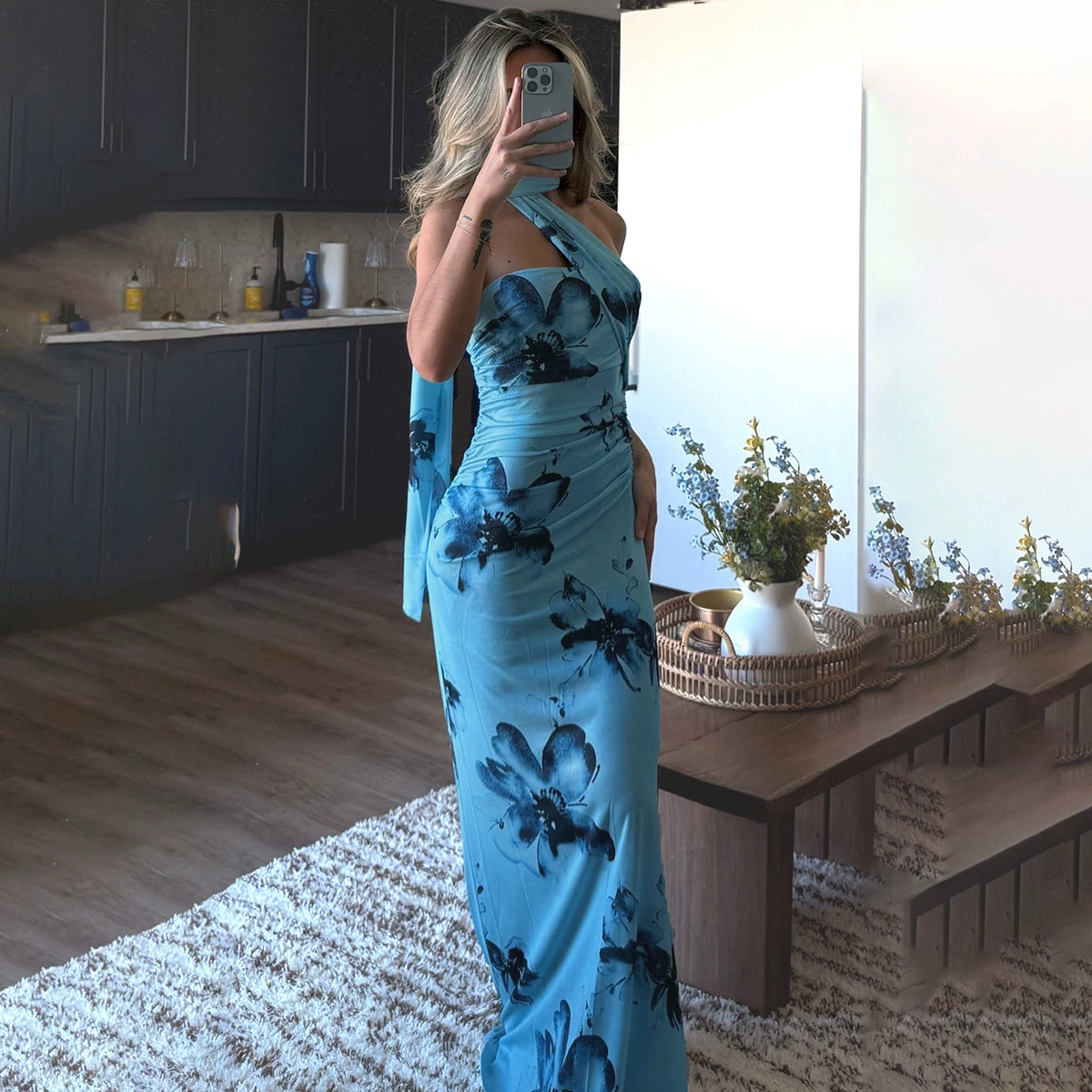 THE 'Luciana' CRAWL NECK DRESS