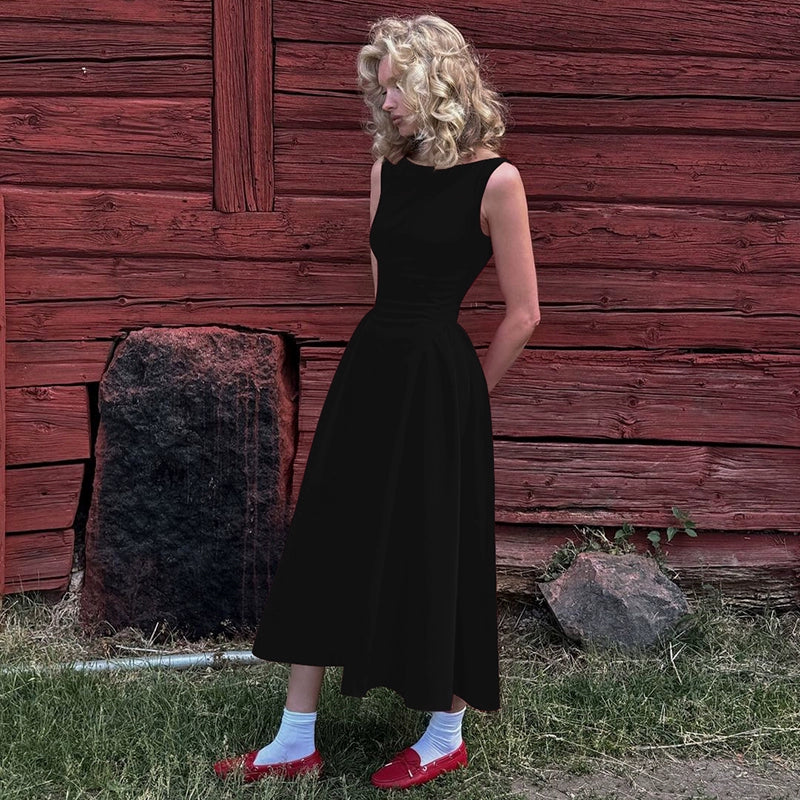 Hepburn Sleeveless Temperament Waist Slim Dress