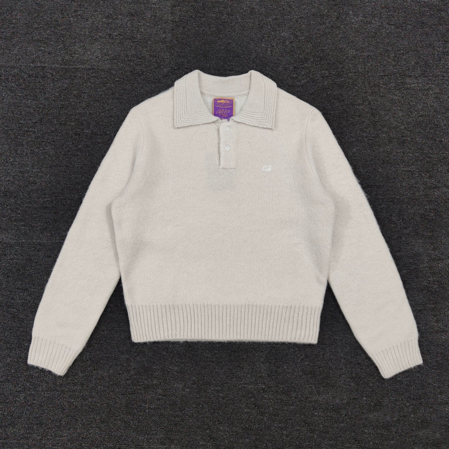 CORTEIZ MOHAIR FUZZY COLLAR SWEATER