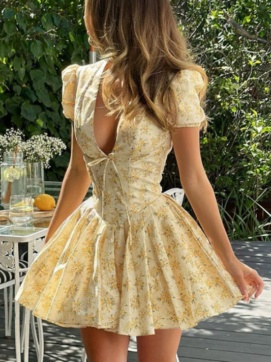THE 'Bowtie' CUTE APRON DRESS