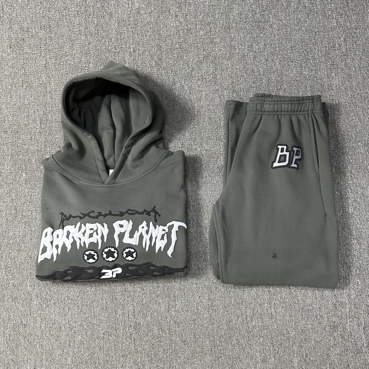 BROKEN PLANET 'Chaos' TRACKSUIT