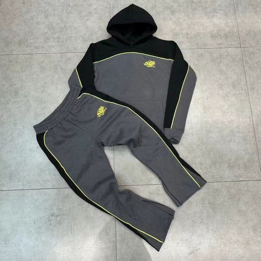 SYNA WORLD Syna Logo TRACKSUIT [Dark-grey]
