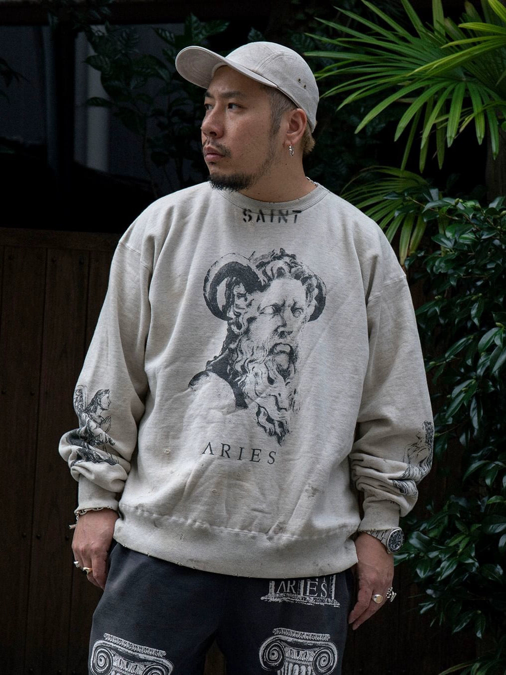 SAINT MICHEAL x ARISE RAGLAN Statue Crewneck Sweatshirt